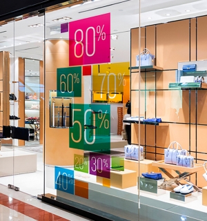 madpaper-distribuzione-supporti-stampa-dopostampa-ritrama-vinile-trasparente-lucido-300x320